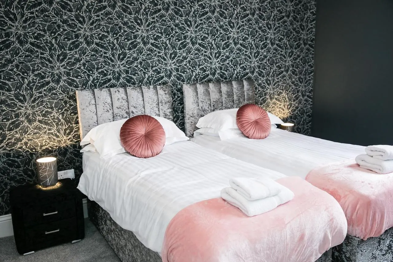 The Woolpack York - Unforgettable Group Getaway In Central York location