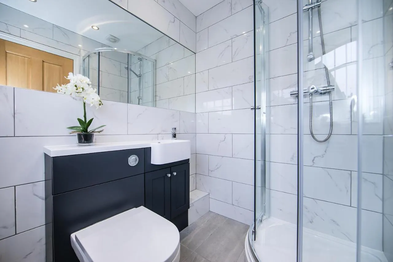 The Woolpack York - Unforgettable Group Getaway In Central York 0*,